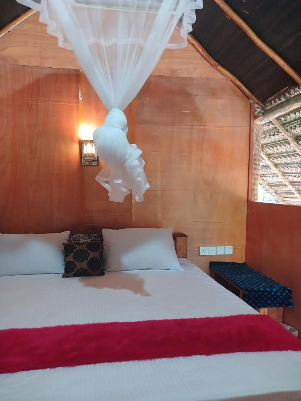 Appartement Pidurangala View Treehouse à Sigirîya Extérieur photo