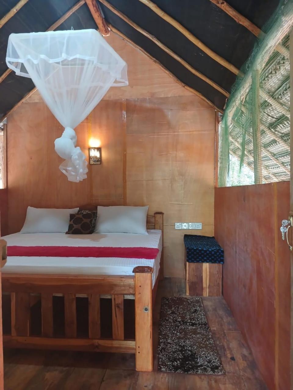 Appartement Pidurangala View Treehouse à Sigirîya Extérieur photo